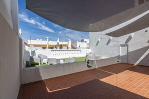 Apartment | Terrace/patio
