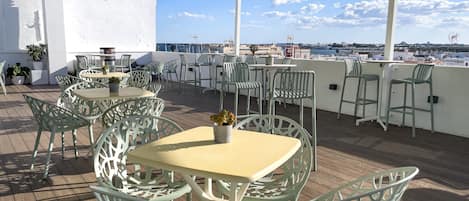 Apartment | Speisen im Freien