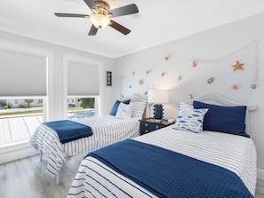 Nicht klassifiziertes Bild, 3 von 34, Schaltfläche