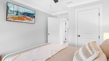 3 多间卧室、熨斗/熨衣板、免费 WiFi、床单