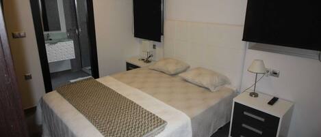 公寓 | 2 間睡房、熨斗/熨衫板