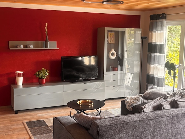 TV, books