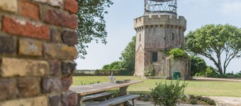 Dolphins Leap, St Margaret's at Cliffe