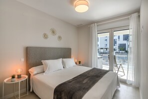 アパート�メント | 2 室のベッドルーム、アイロン / アイロン台