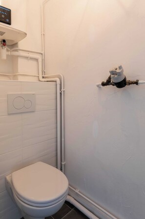 Apartment | Bathroom
