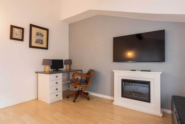 Apartment | Living area