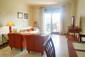 Apartment | Living room