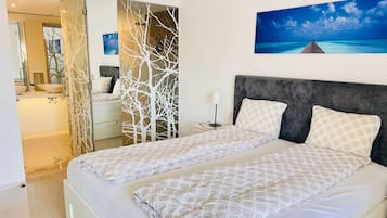 Apartemen | 3 kamar tidur dan setrika/meja setrika