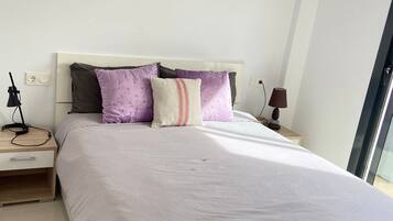 2 bedrooms, iron/ironing board