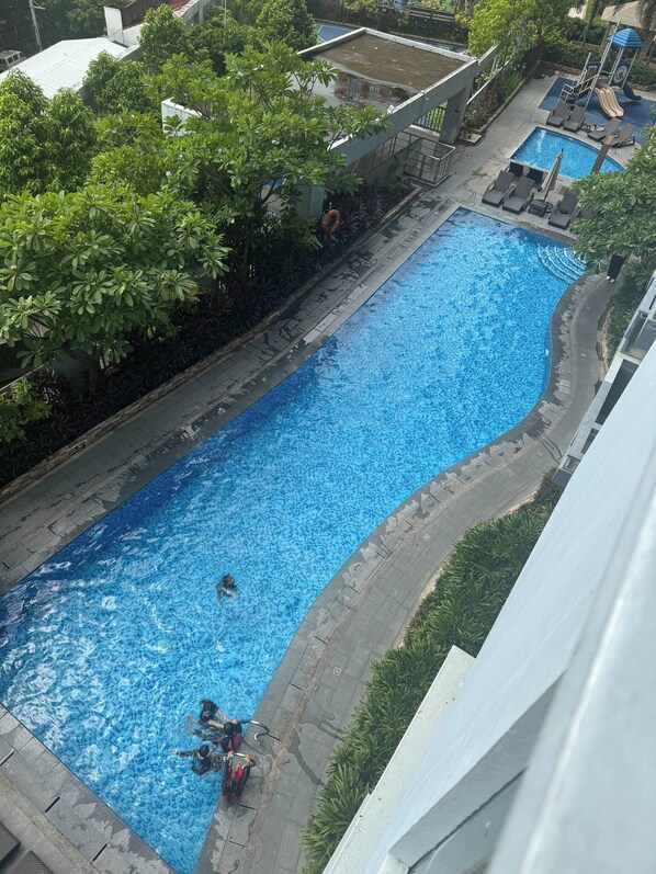 Kondominium, 2 kamar tidur, akses difabel, balkon | Kolam renang | Kolam renang outdoor