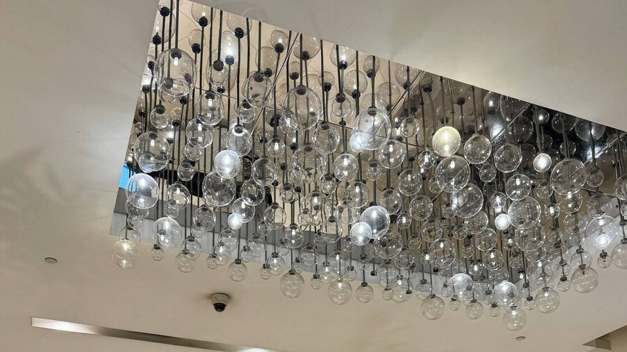 Modern & Spacious 2BR 68 sqm Condo in Manhattan Heights Pool View