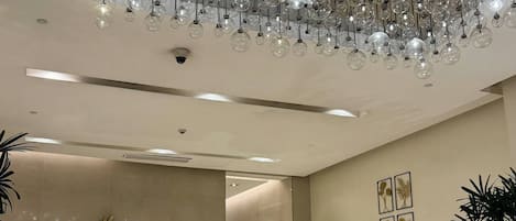 Condo, 2 Bedrooms, Accessible, Balcony | Lobby