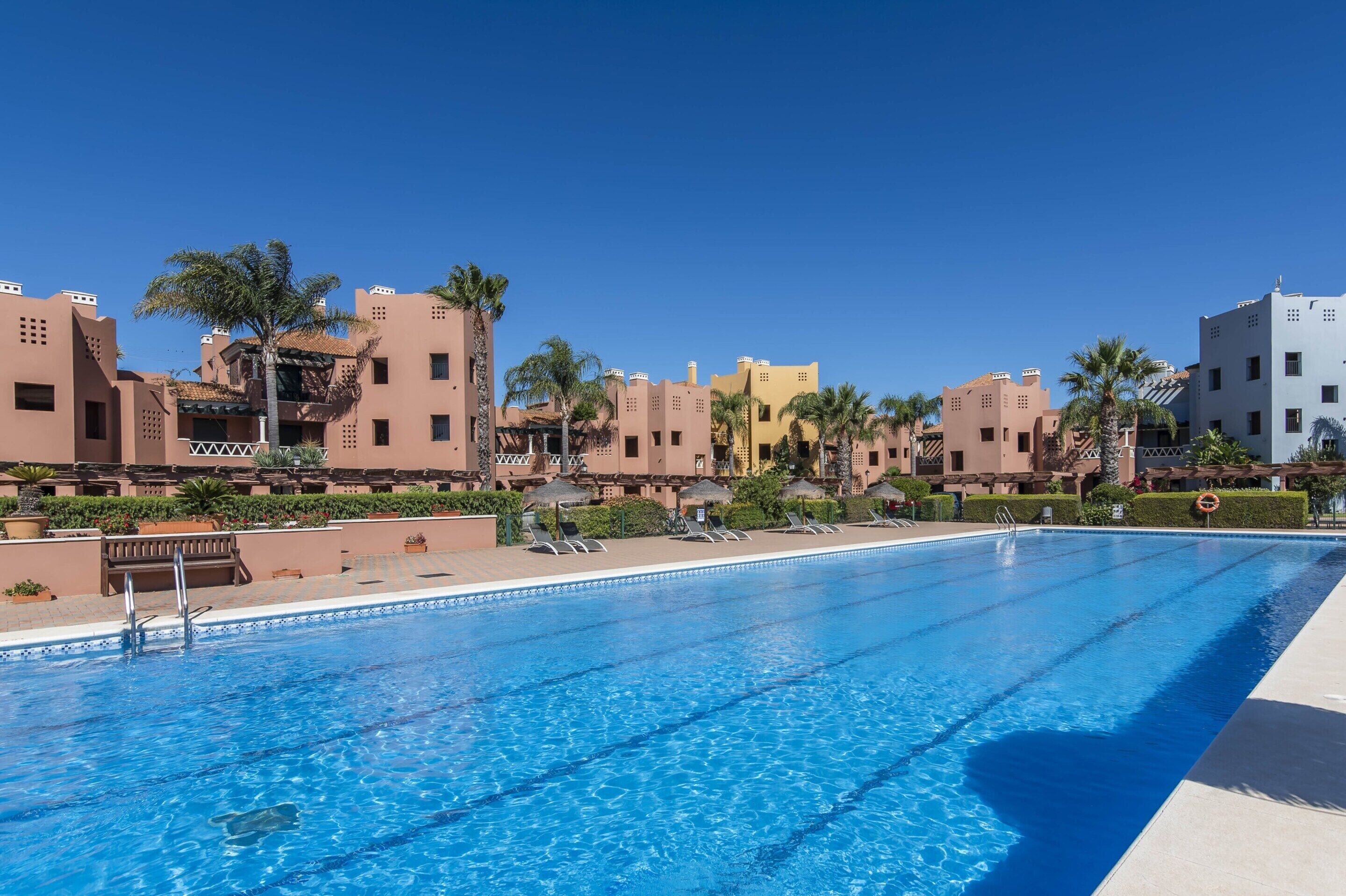 Apartment | Pool | Outdoor pool