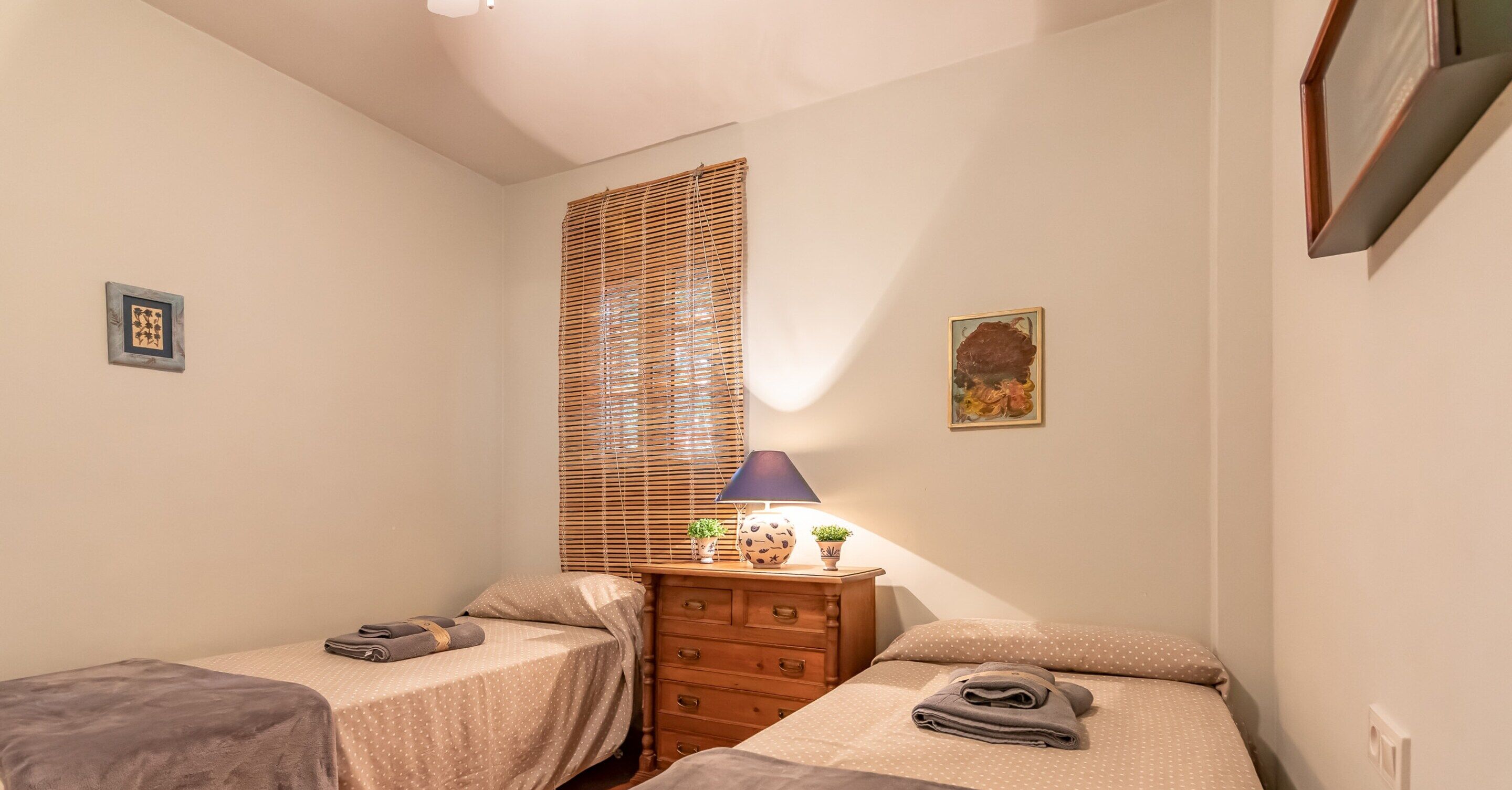 Apartment | 2 bedrooms, iron/ironing board