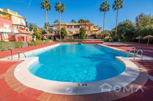 Apartment | Pool