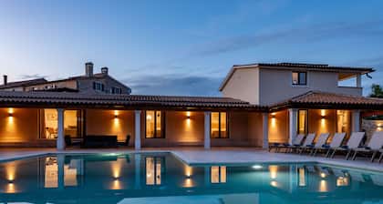 Luxusvilla Dika, 11 Gäste, mit Pool, Garten, Grill, 5 Schlafzimmern, 7 Bädern,