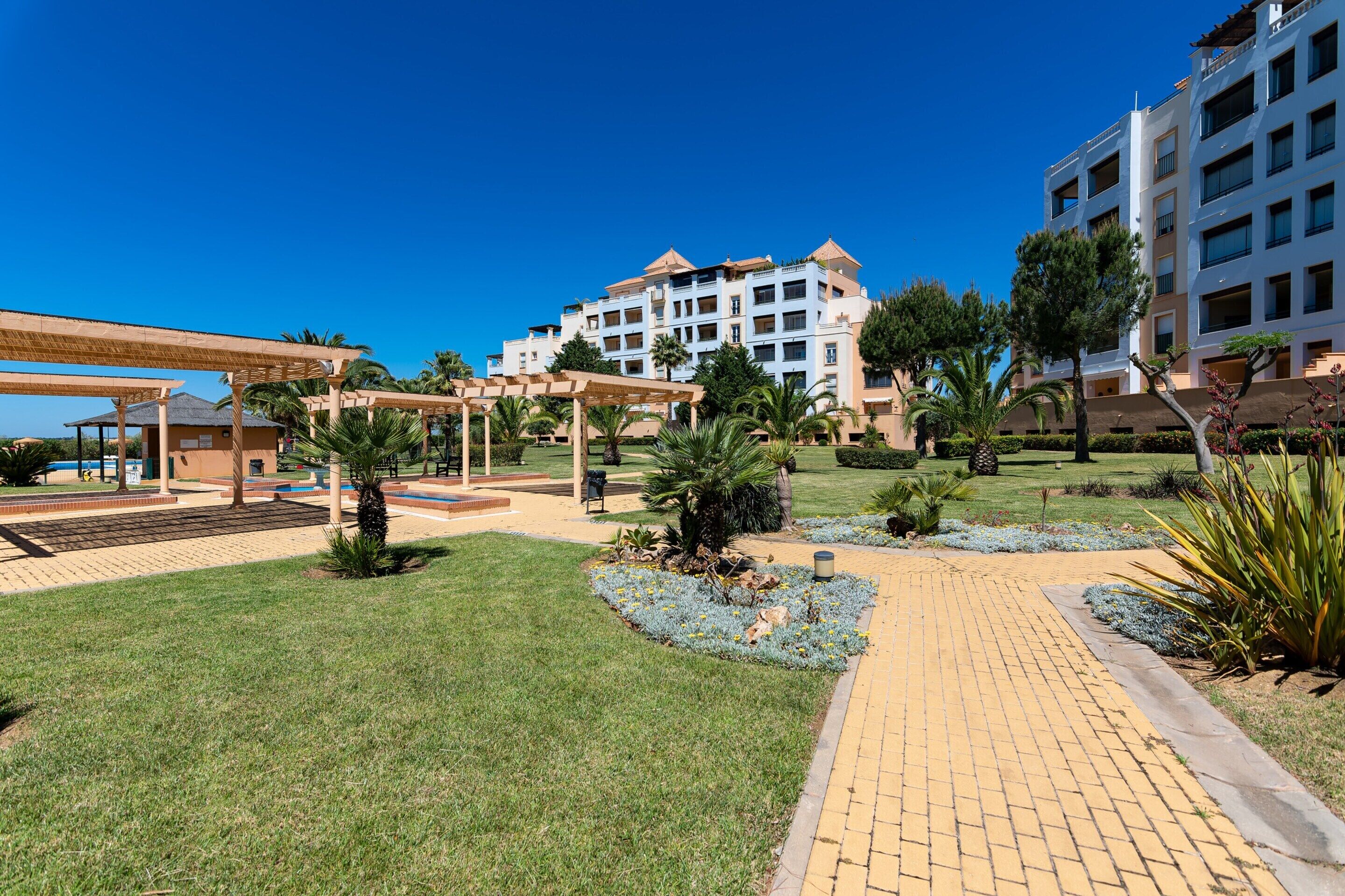 Apartment | Property grounds