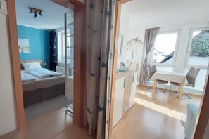 Iron/ironing board, free WiFi, bed sheets