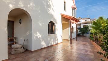 Apartment | Terrace/patio