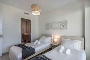 Apartment | 2 bedrooms, iron/ironing board - Seafront Apartment in Isla Canela (Ayamonte)