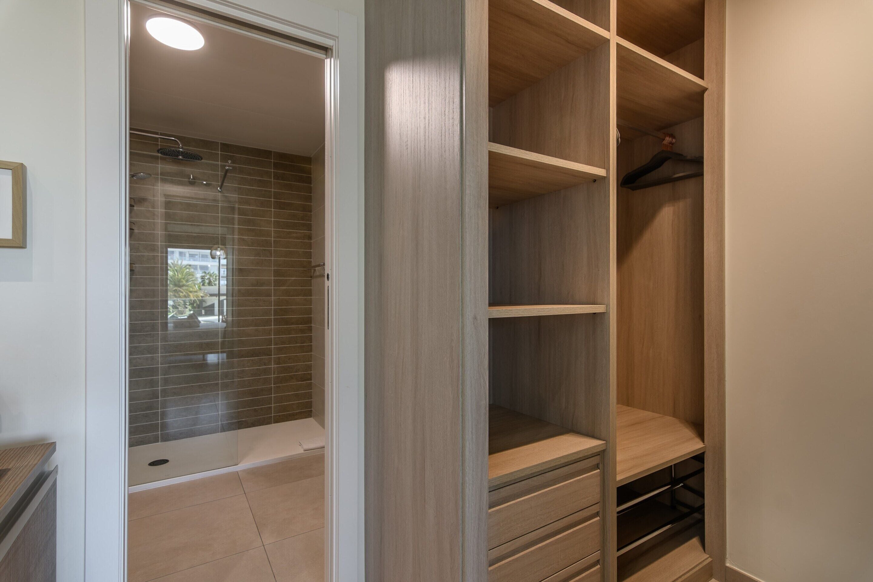 Apartment | Bathroom