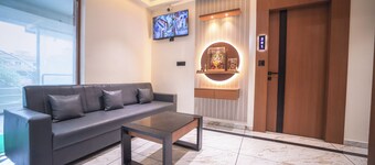 HOTEL NEST ICON