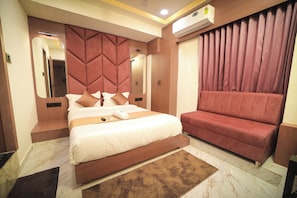 Chambre Double Deluxe, non-fumeurs, service de ménage | Bureau, Wi-Fi gratuit
