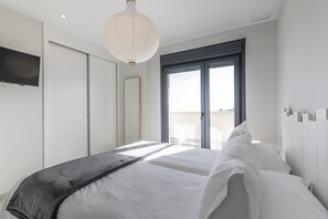 Apartment - Family Retreat With Shared Pool (Ayamonte)