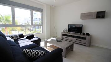 2 bedrooms, iron/ironing board