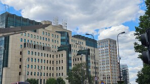 Exterior - Stunning 3-Bed Central London Flat- Free Parking, Sleeps 7, Perfect for Families (London)