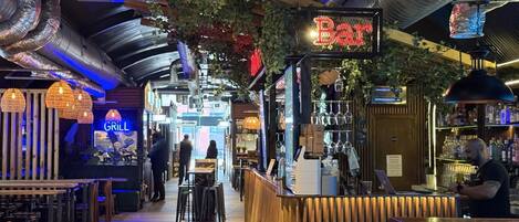 Baari (majoituspaikassa)