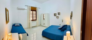 2 dormitorios, tabla de planchar con plancha, wifi y ropa de cama