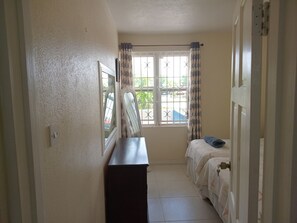 2 chambres, fer et planche Ă repasser, Wi-Fi, draps fournis