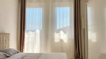 1 bedroom, iron/ironing board, free WiFi, bed sheets