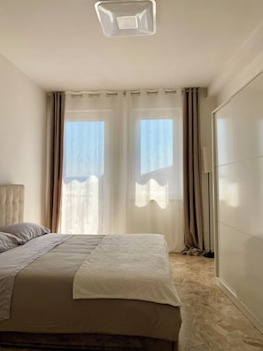 1 quarto, ferros/tábuas de passar roupa, Wi-Fi de cortesia