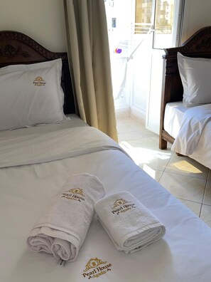 2 bedrooms, WiFi, bed sheets