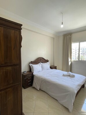 2 bedrooms, WiFi, bed sheets