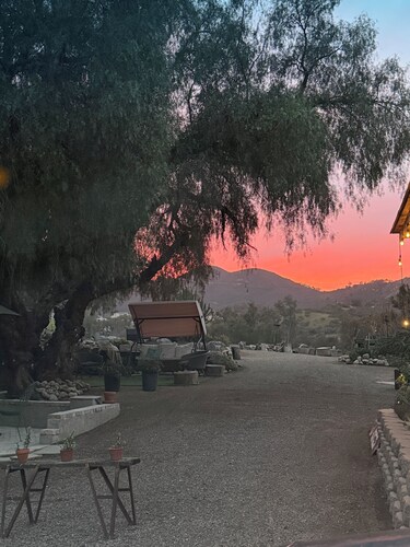Stationary RV in No.
 San Diego County Working garden.mini farm vibe  WiFi, view