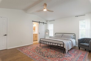 4 chambres, Wi-Fi gratuit, draps fournis