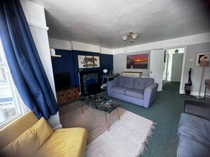 Apartment | Living room