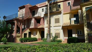 Apartment | Exterior