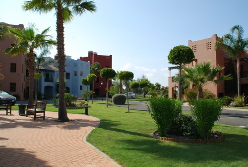 Flat Near Isla Canela Golf