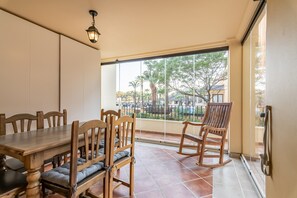 Apartment | Dining - Beachside Apartment in Punta del Moral (Ayamonte)
