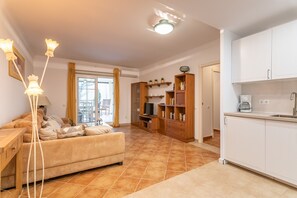 Apartment | Living room - Beachside Apartment in Punta del Moral (Ayamonte)
