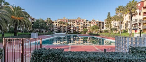 Appartement | Piscine | Piscine extérieure