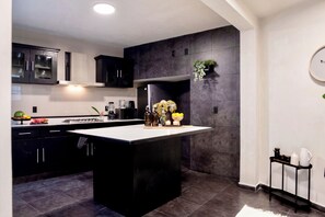 Microwave, oven