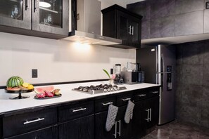 Microwave, oven