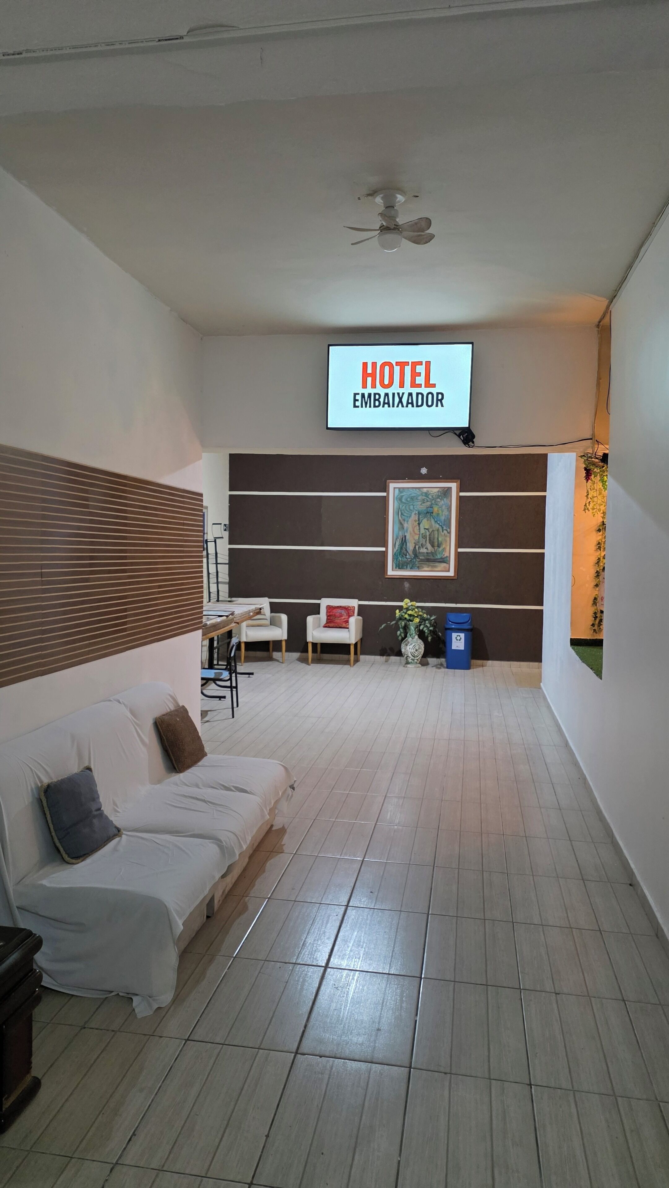Sảnh tiếp tân