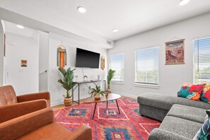 TV, offices