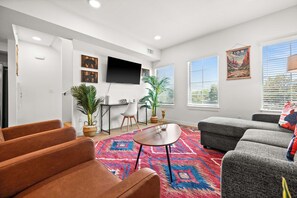 Televisor i oficines 